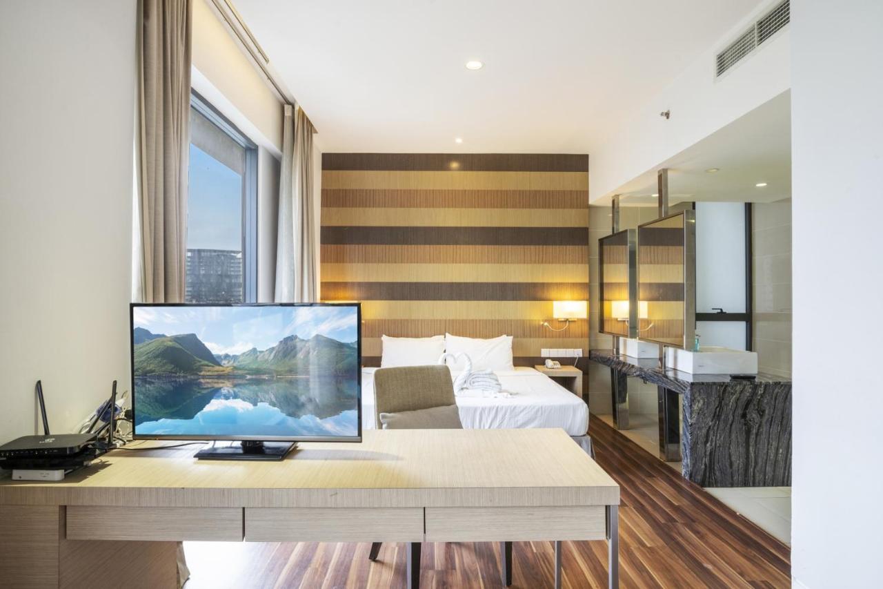Greystone D'majestic Place *
